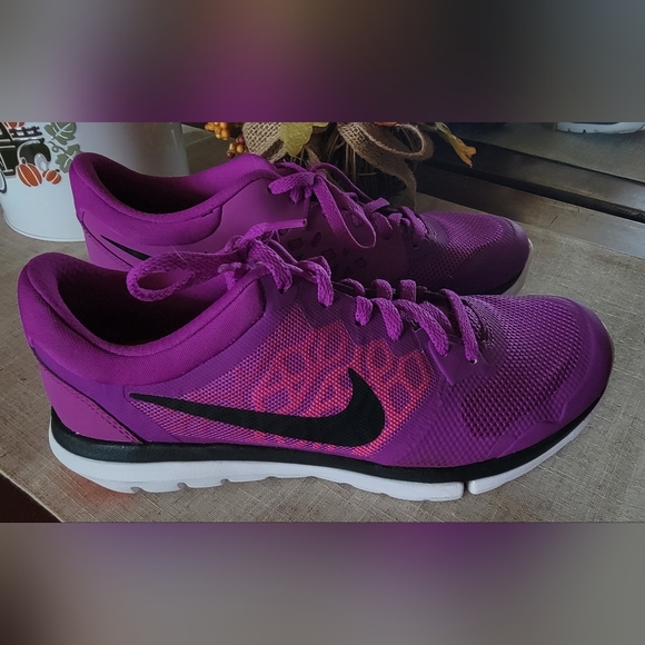 Nike Flex 2015 Run - Like New Running Shoes - Purple - Women's Size 7 - Picture 2 of 7